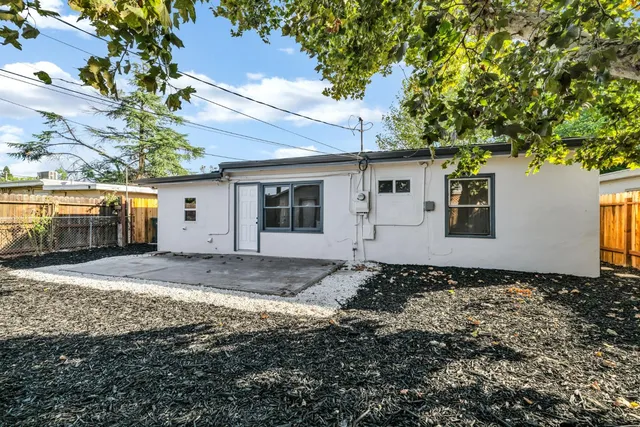 $385,000 | 2155 Whippoorwill Lane, Sacramento, CA 95821