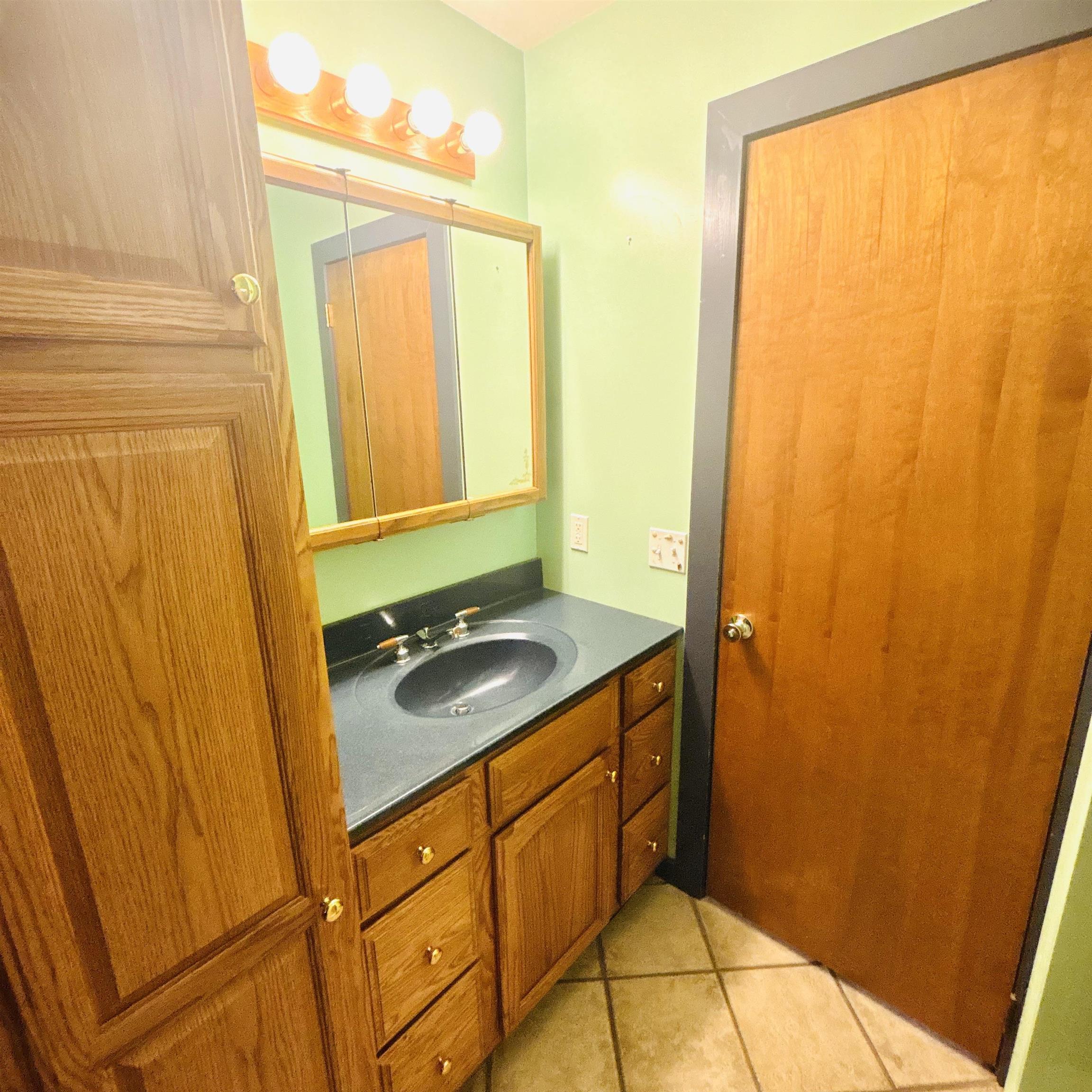 4713 South Fraser Road Bay City, MI 48706 - Photo 21 of 29