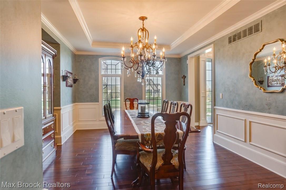 2766 North Addison Circle Rochester, MI 48306 - Photo 8 of 69 8 2766 Addison Circle_.jpg