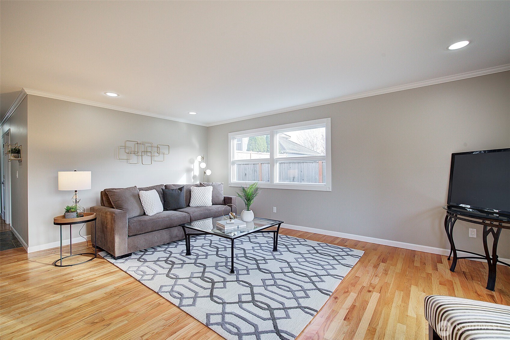 15023 Simonds Road Northeast Kenmore, WA 98028 - Photo 15 of 26