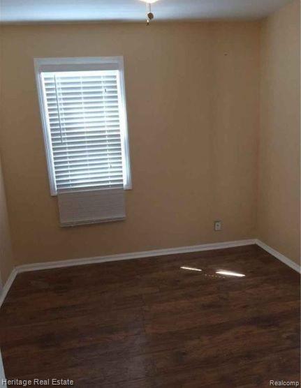8476 Timken Avenue Warren, MI 48089 - Photo 5 of 7