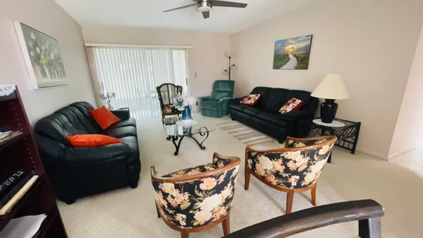 $1,450 | 19 Golfs Edge, West Palm Beach, FL 33417