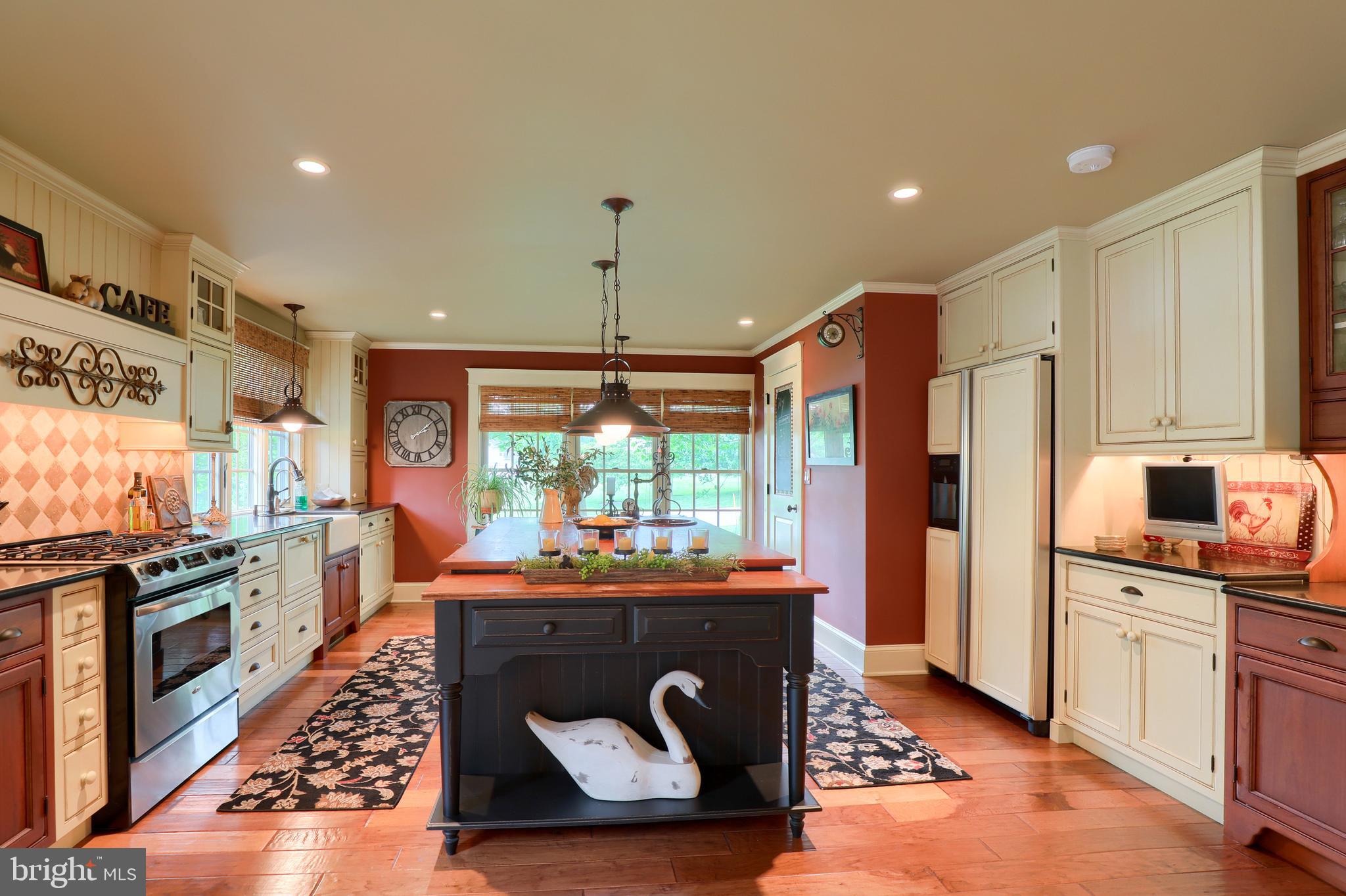 2929 Weaver Road Lancaster, PA 17601 - Photo 16 of 70
