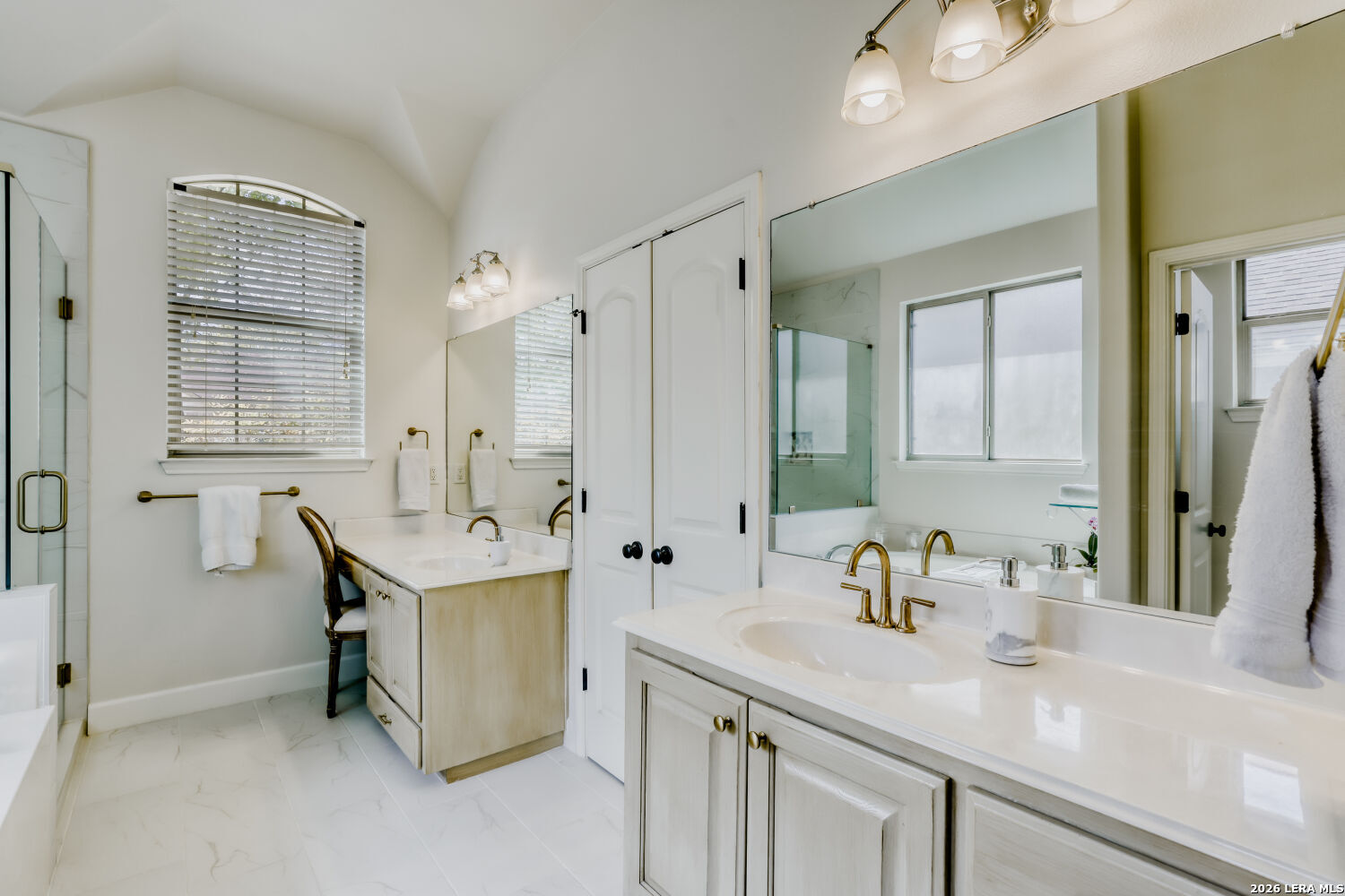 225 Lone Tree Boerne, TX 78006 - Photo 18 of 27