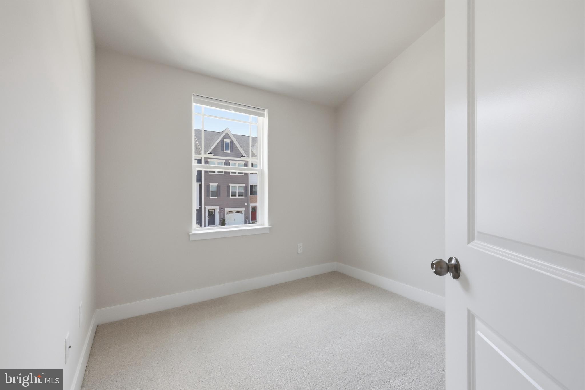 2403 Woodlands Road Baltimore, MD 21244 - Photo 31 of 63