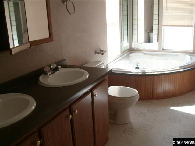18520 Kay Lee Circle Reno, NV 89508 - Photo 4 of 7 Photo 4