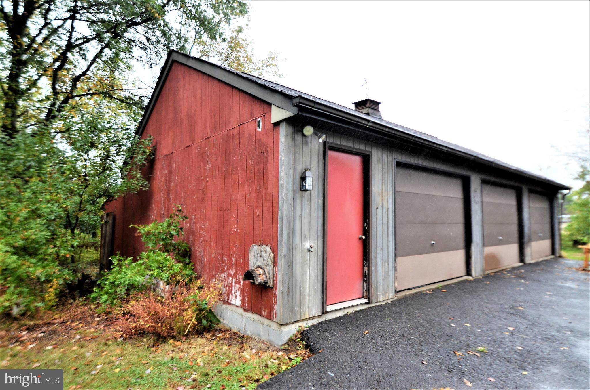 2400 Ridge Road Perkasie, PA 18944 - Photo 2 of 25