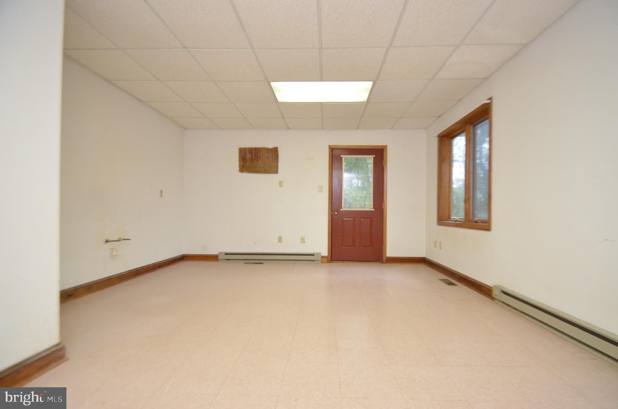 2400 Ridge Road Perkasie, PA 18944 - Photo 11 of 25