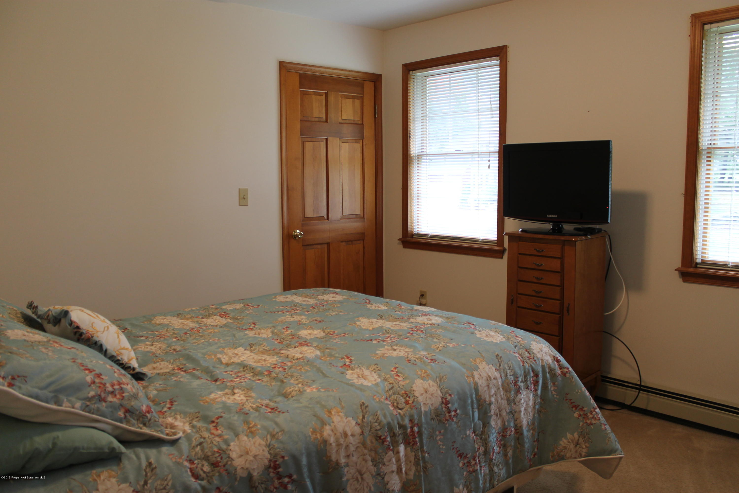 1304 Oakmont Road Clarks Summit, PA 18411 - Photo 20 of 28 Gallery Image 20