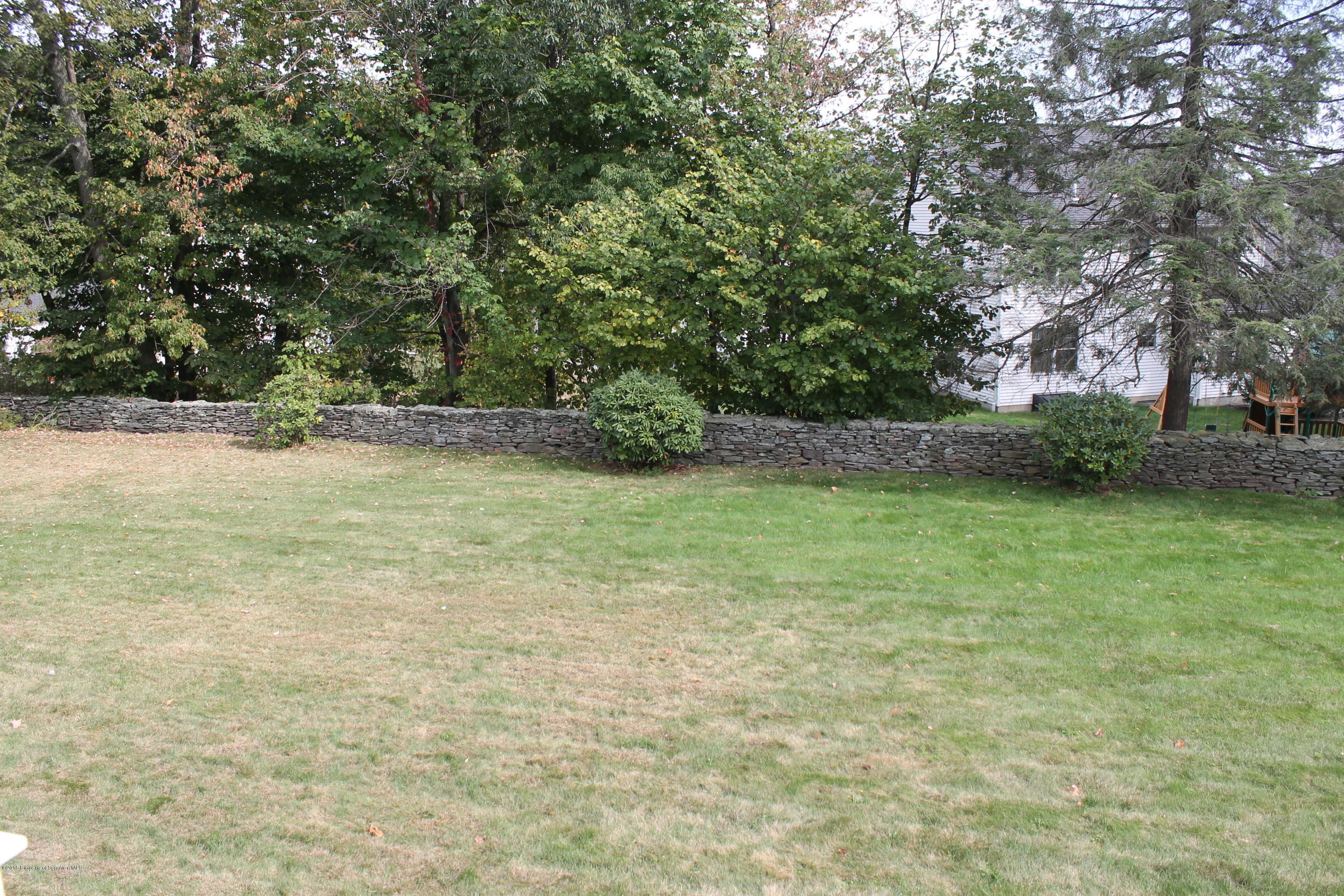 1304 Oakmont Road Clarks Summit, PA 18411 - Photo 23 of 28 Gallery Image 23