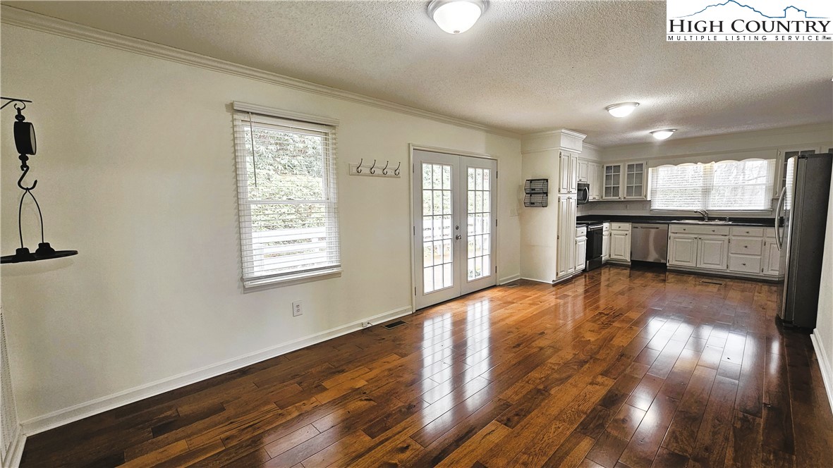 146 Grandpas Farm Road Fleetwood, NC 28626 - Photo 19 of 40