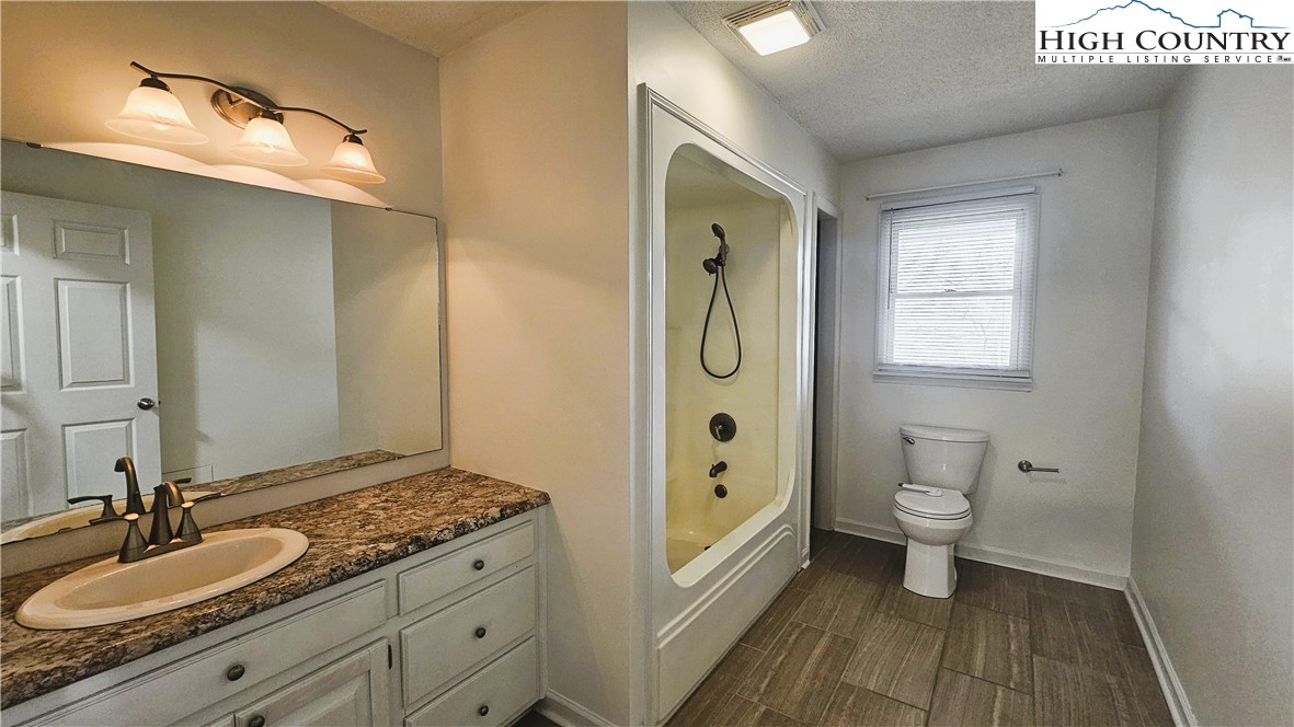 146 Grandpas Farm Road Fleetwood, NC 28626 - Photo 24 of 40