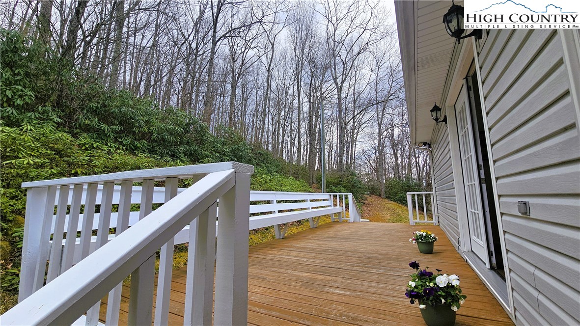 146 Grandpas Farm Road Fleetwood, NC 28626 - Photo 35 of 40