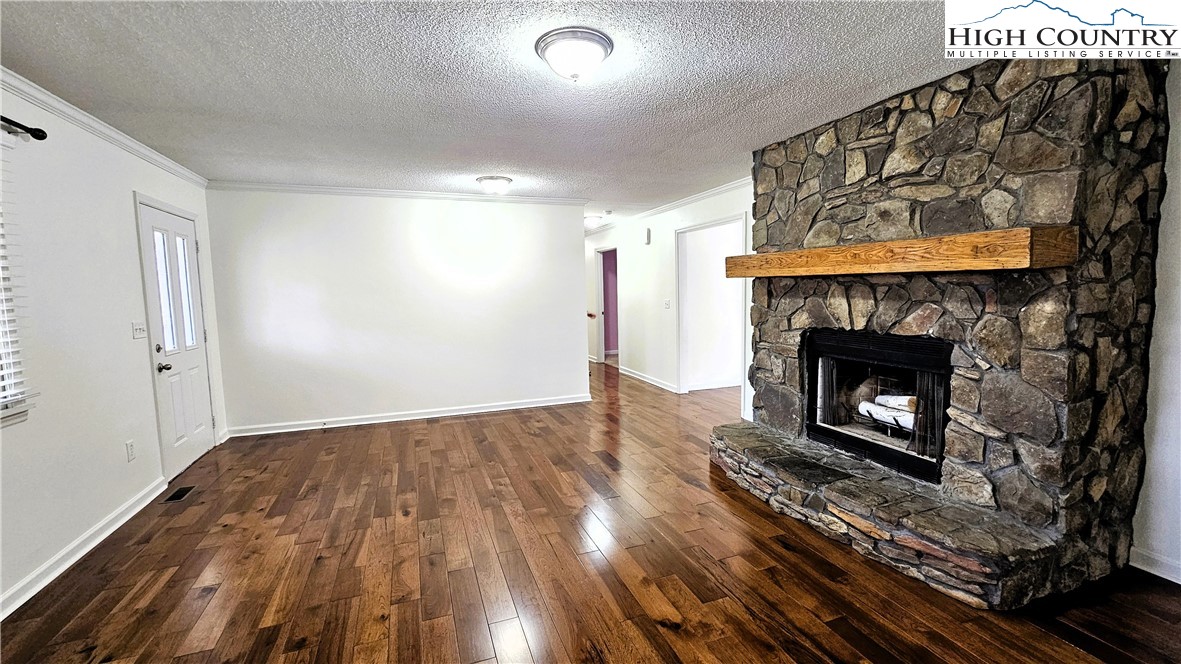 146 Grandpas Farm Road Fleetwood, NC 28626 - Photo 10 of 40