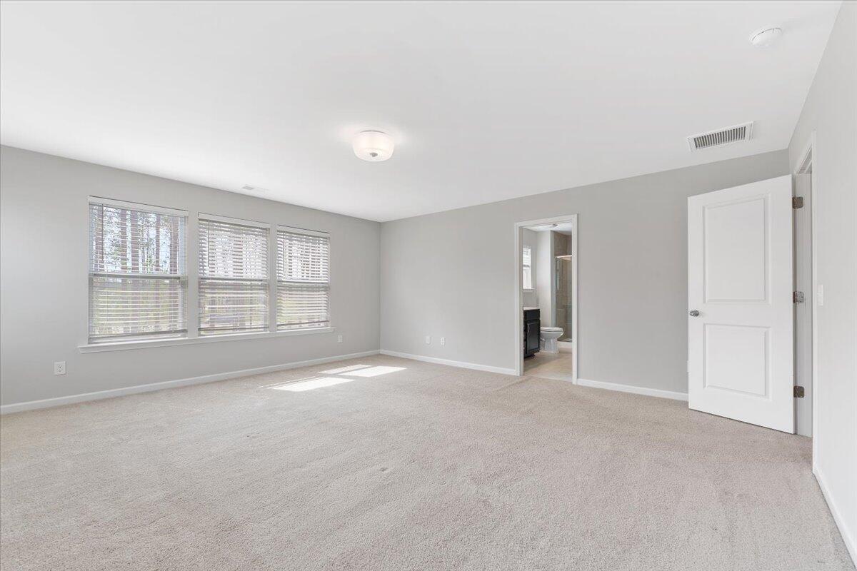 525 Purple Finch Road Summerville, SC 29486 - Photo 12 of 28 Primary