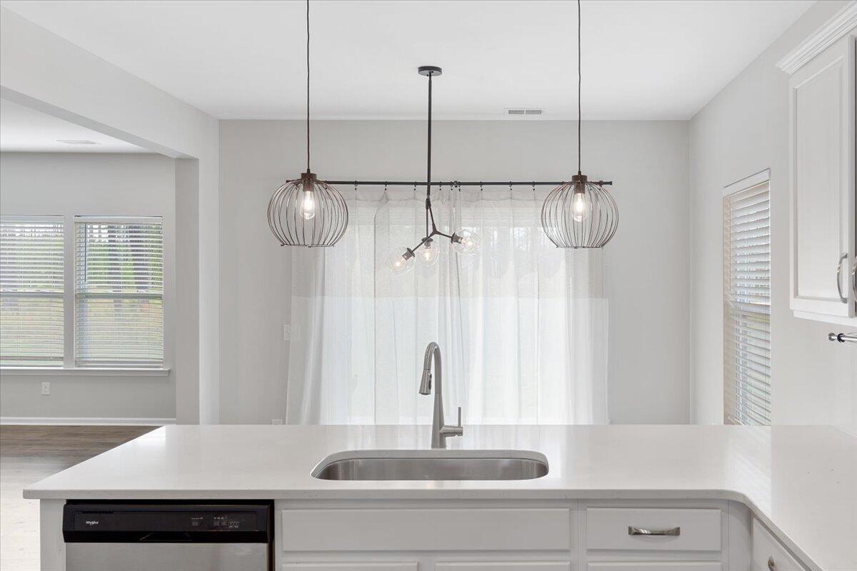 525 Purple Finch Road Summerville, SC 29486 - Photo 7 of 28 Kitchen