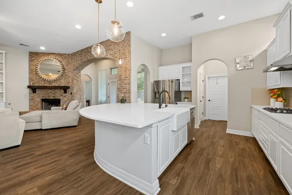 $650,000 | 452 Pienza Drive, Georgetown, TX 78628
