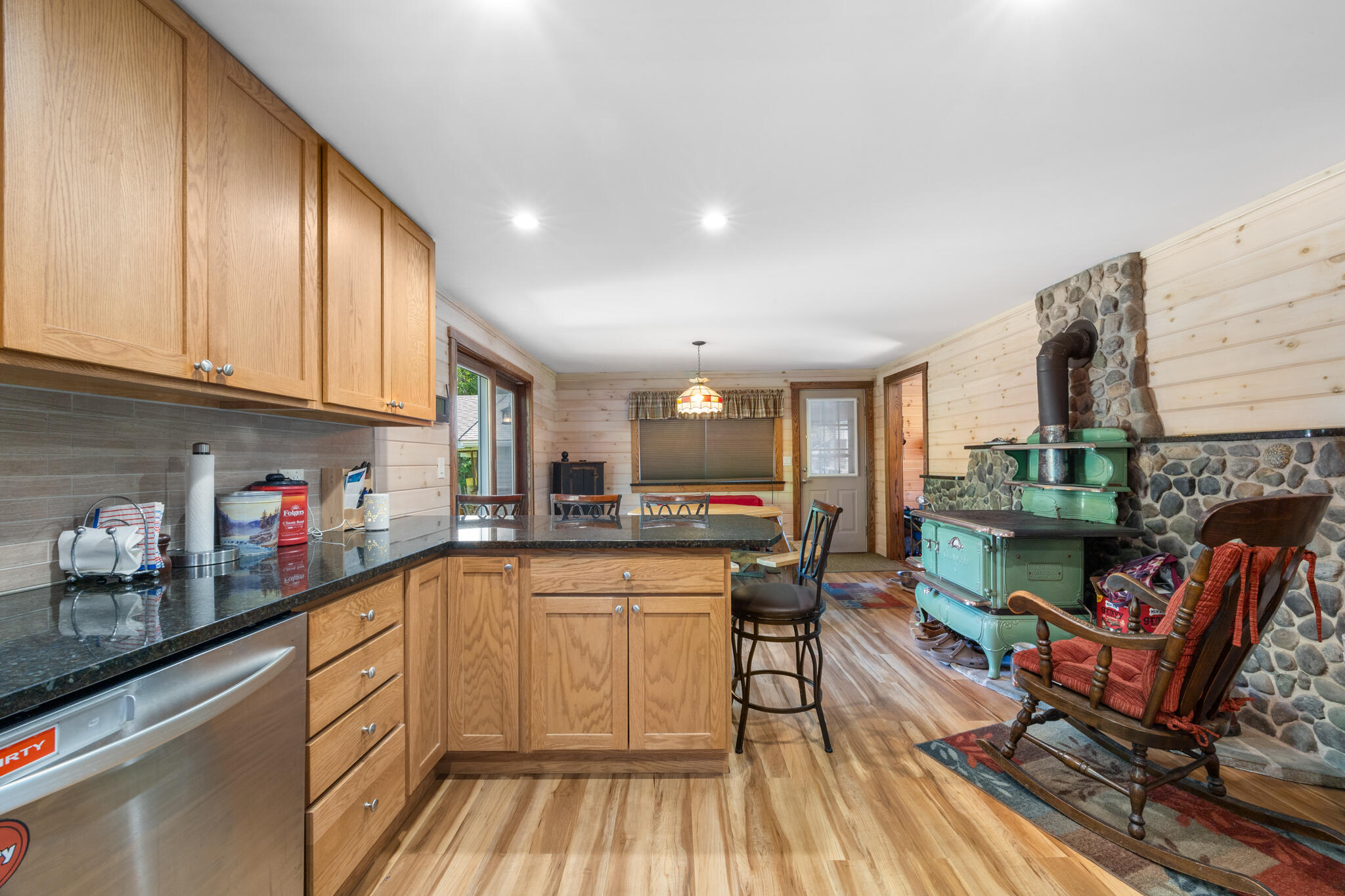 6 Hurds Corner Road Palmyra, ME 04965 - Photo 14 of 58 INT.EXT-12