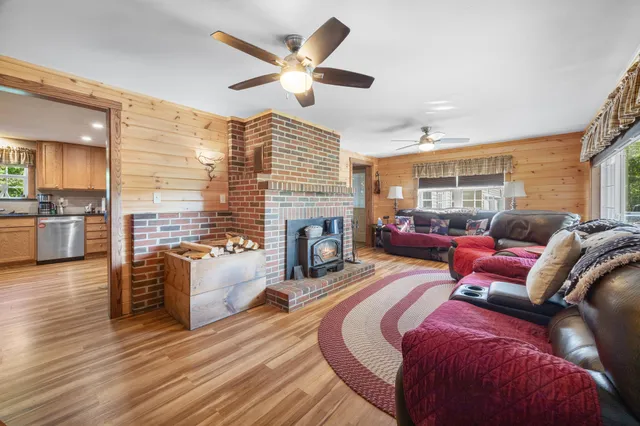 $374,500 | 6 Hurds Corner Road, Palmyra, ME 04965