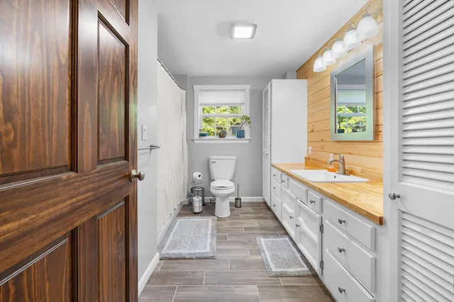 $374,500 | 6 Hurds Corner Road, Palmyra, ME 04965