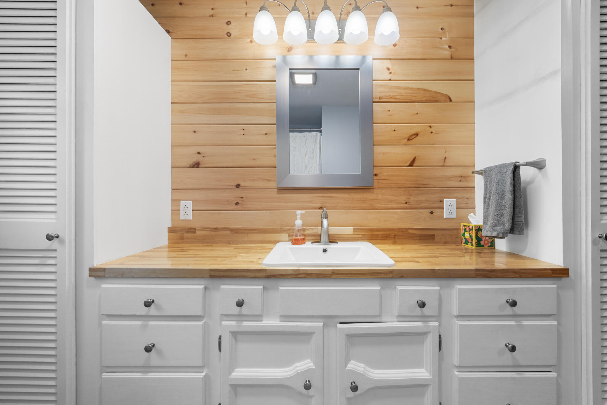 6 Hurds Corner Road Palmyra, ME 04965 - Photo 24 of 58 INT.EXT-19