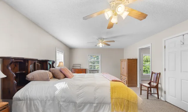 $374,500 | 6 Hurds Corner Road, Palmyra, ME 04965