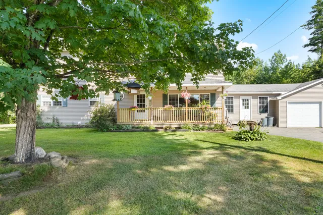 $374,500 | 6 Hurds Corner Road, Palmyra, ME 04965