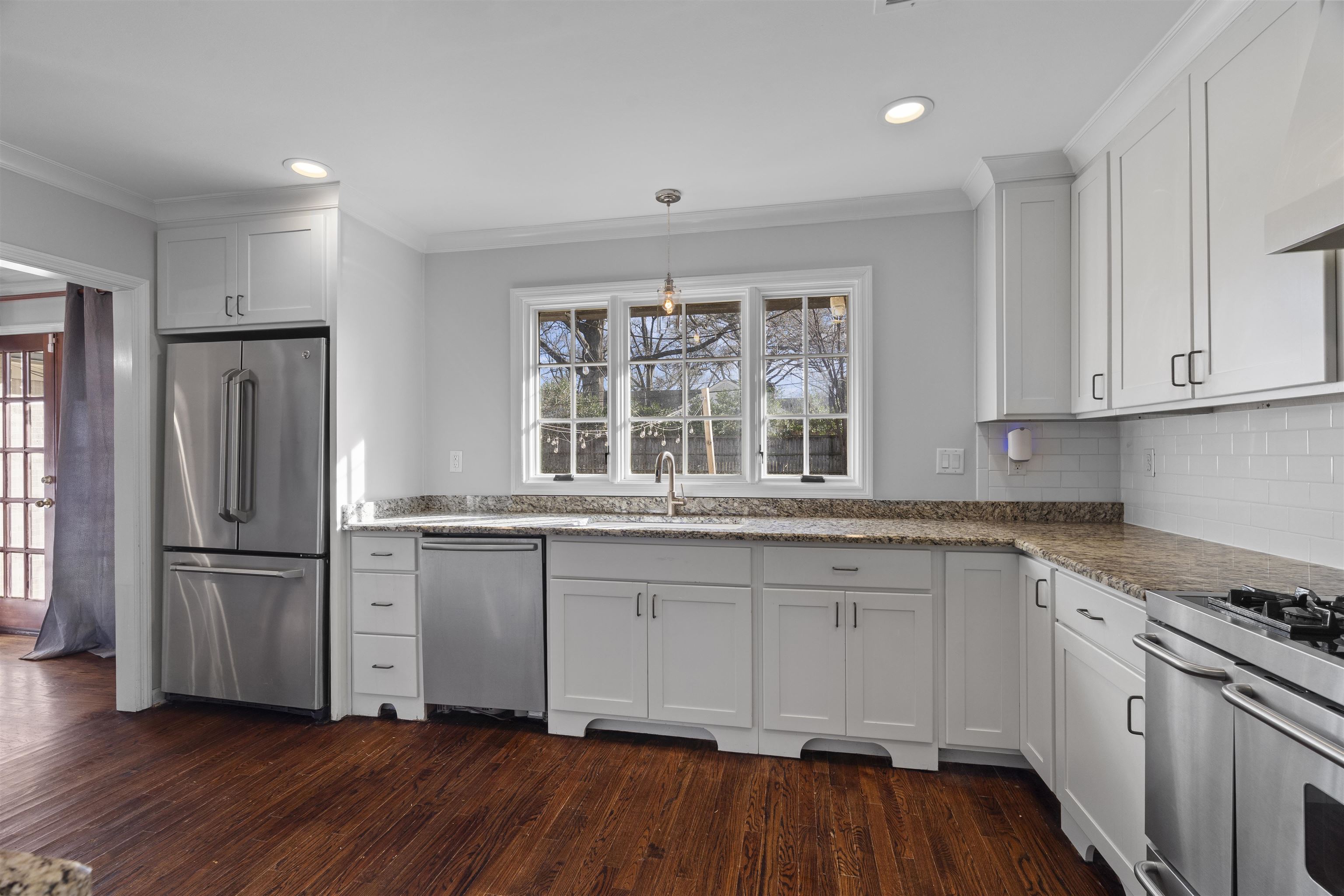 194 Wallace Road Memphis, TN 38117 - Photo 4 of 27 Gallery Image 4