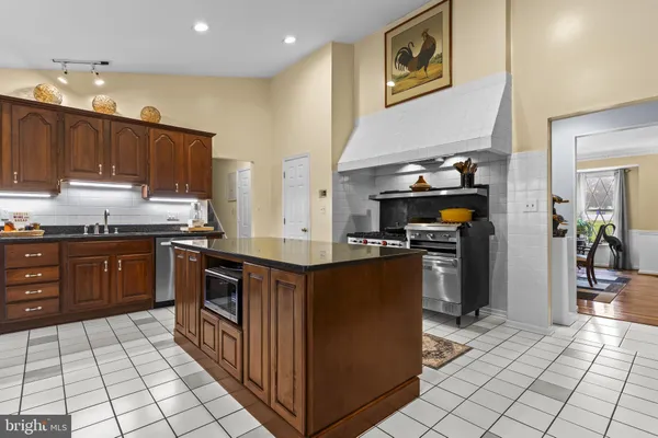 $750,000 | 5080 Vest Lane, Waldorf, MD 20601