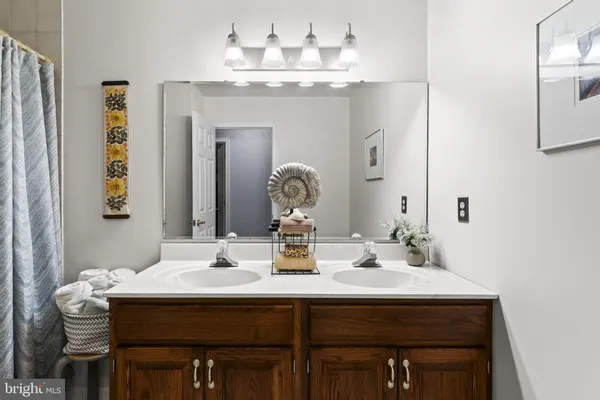 $750,000 | 5080 Vest Lane, Waldorf, MD 20601