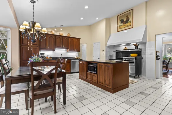 $750,000 | 5080 Vest Lane, Waldorf, MD 20601