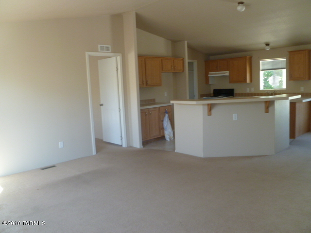 6415 East Raven Run Loop Tucson, AZ 85756 - Photo 5 of 9