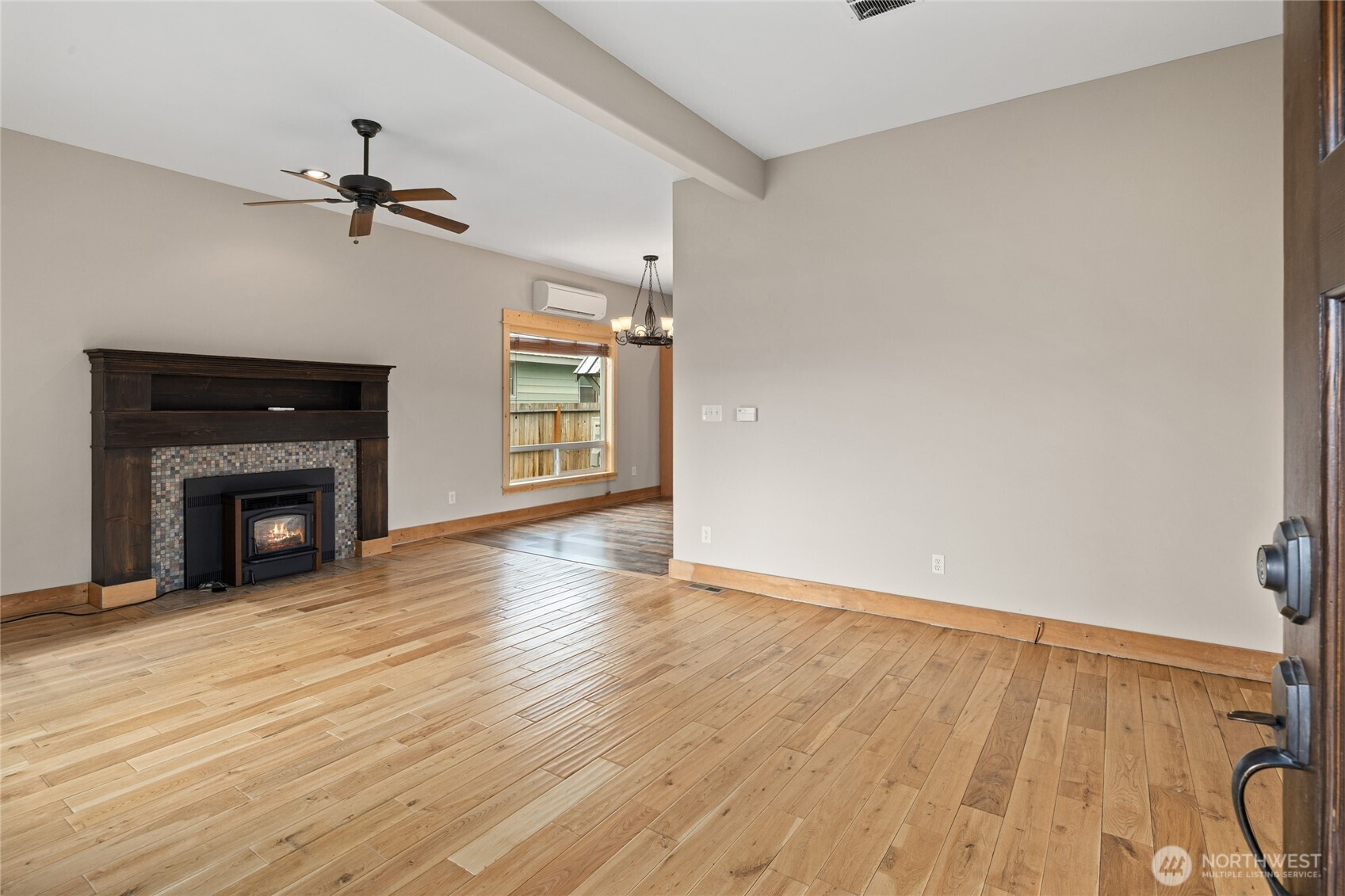 115 East 3rd Street Cle Elum, WA 98922 - Photo 3 of 38