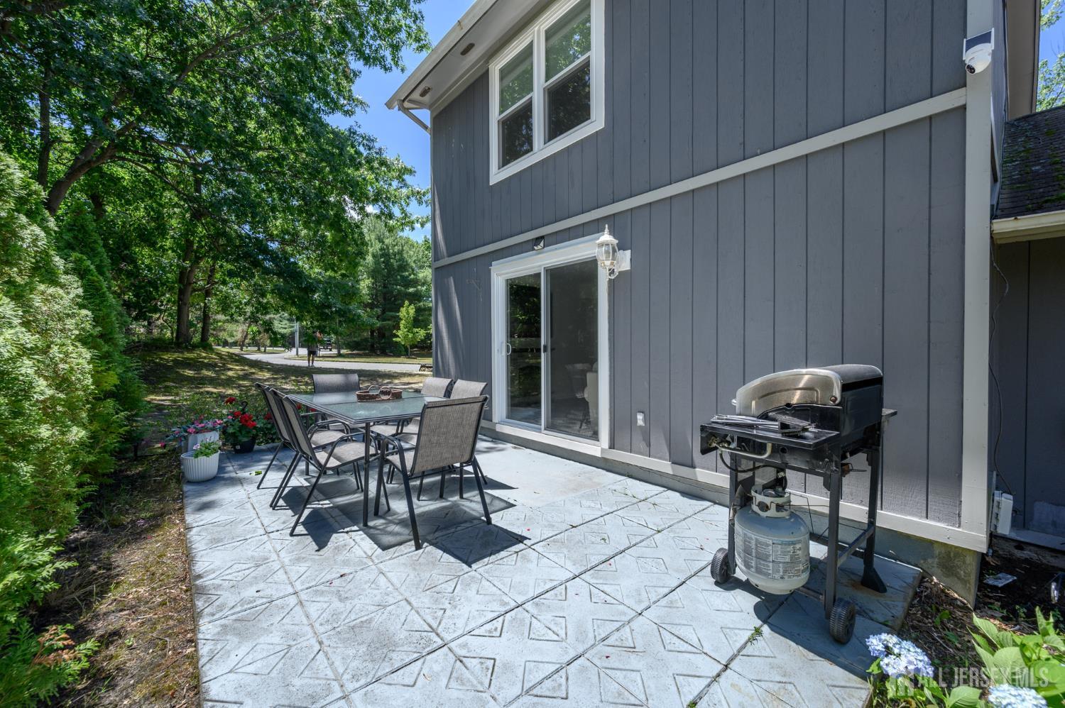 16 Finch Road Howell, NJ 07731 - Photo 24 of 35