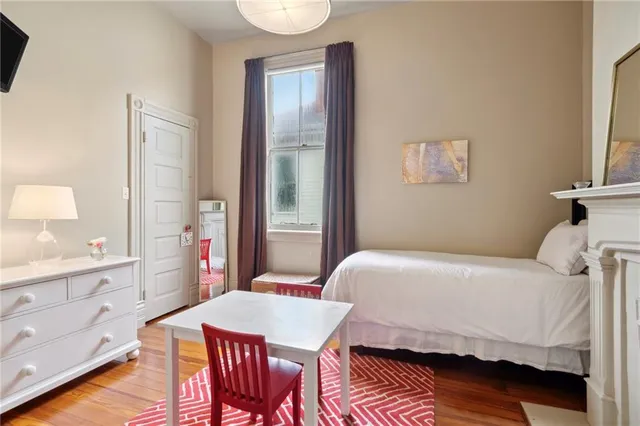 $5,500 | 1707 Valmont Street, Unit 1707, New Orleans, LA 70115