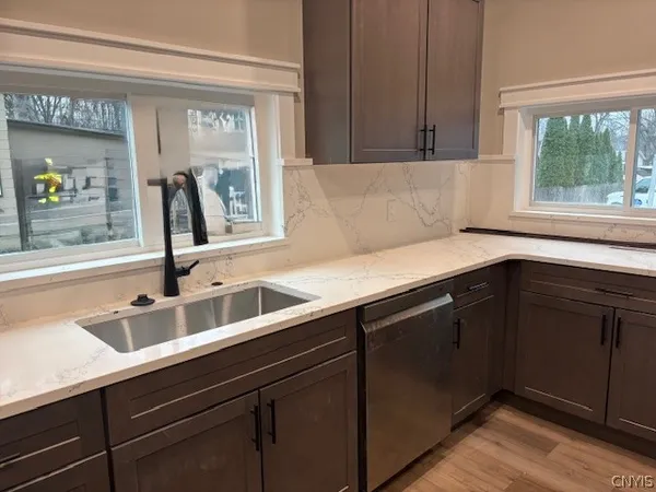 $2,400 | 69 Syracuse Street, Lysander, NY 13027