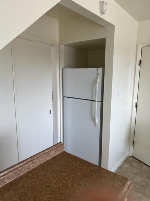 630 Manor Drive Pacifica, CA 94044 - Photo 6 of 17 a view of a small space