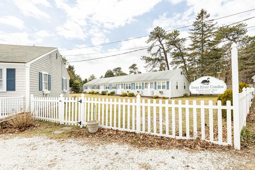 49 Lower County Road, Unit 1 Dennis, MA 02639 - Photo 4 of 19 Gallery Image 4