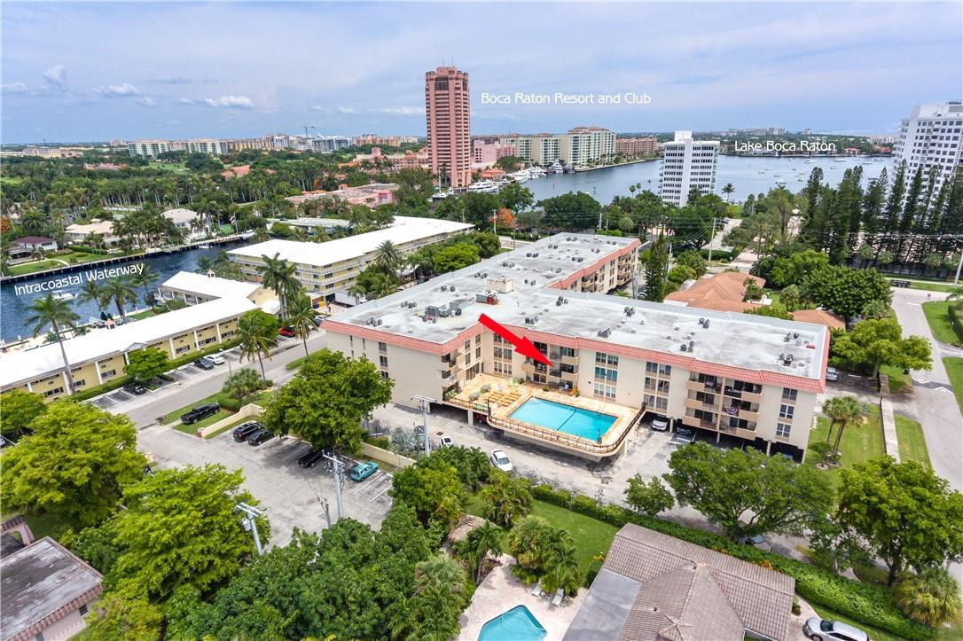 1000 Spanish River Road, Unit 3U Boca Raton, FL 33432 - Photo 2 of 28 Photo 2