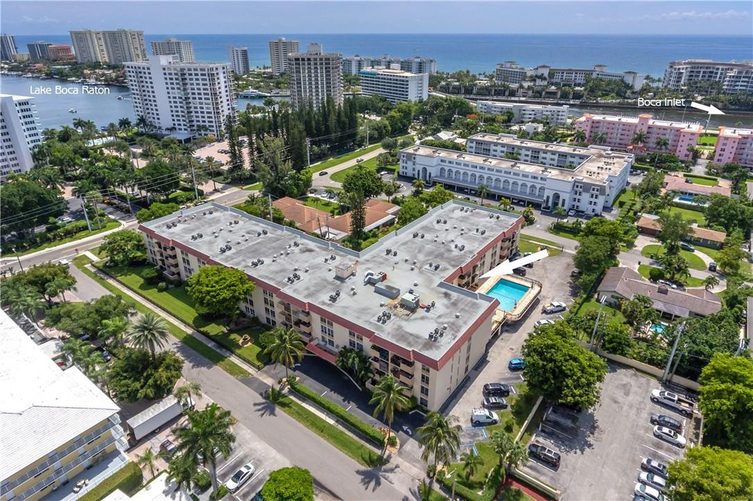 1000 Spanish River Road, Unit 3U Boca Raton, FL 33432 - Photo 25 of 28 Atlantic Ocean and Boca Inlet