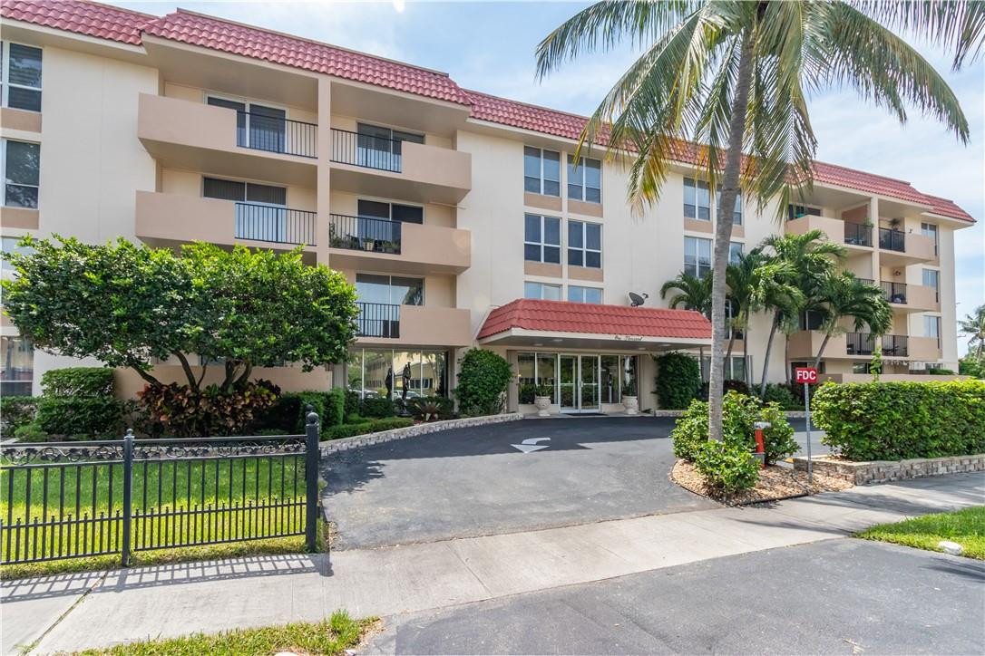 1000 Spanish River Road, Unit 3U Boca Raton, FL 33432 - Photo 10 of 28 Boca View Condo