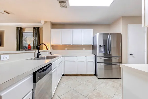$2,200 | 822 Autumn Point Lane, Spring, TX 77373