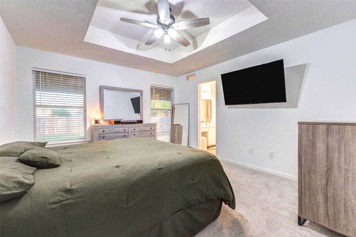 822 Autumn Point Lane Spring, TX 77373 - Photo 16 of 26 Primary bedroom