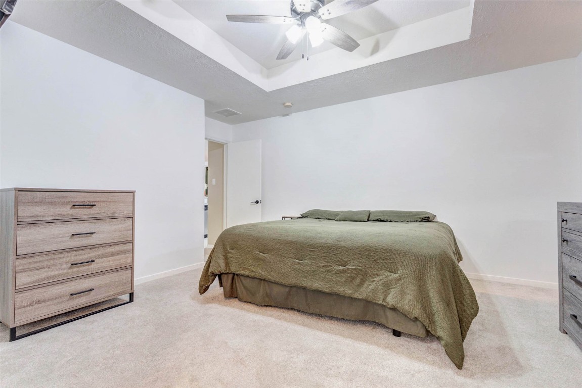 822 Autumn Point Lane Spring, TX 77373 - Photo 17 of 26 Primary bedroom