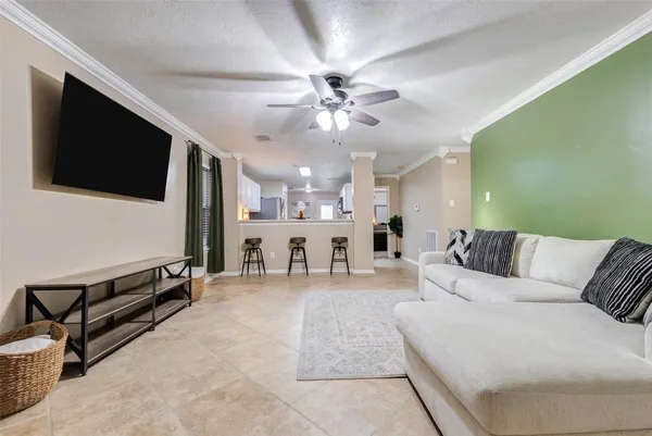 $2,200 | 822 Autumn Point Lane, Spring, TX 77373