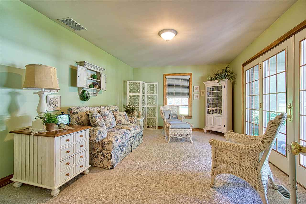 6500 Sharon Road Newburgh, IN 47630 - Photo 16 of 36