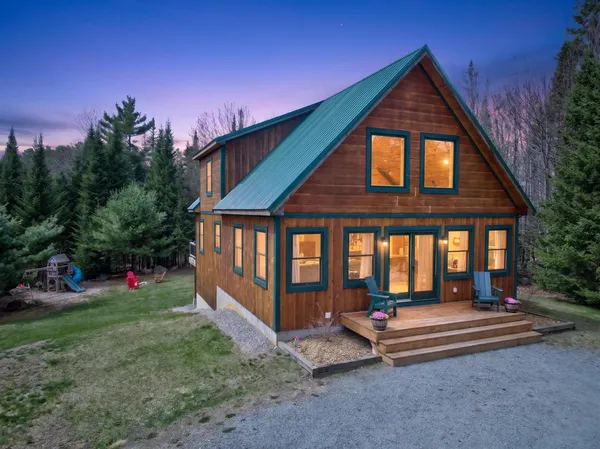 $639,900 | 10 Mount Lafayette Way, Bethlehem, NH 03574