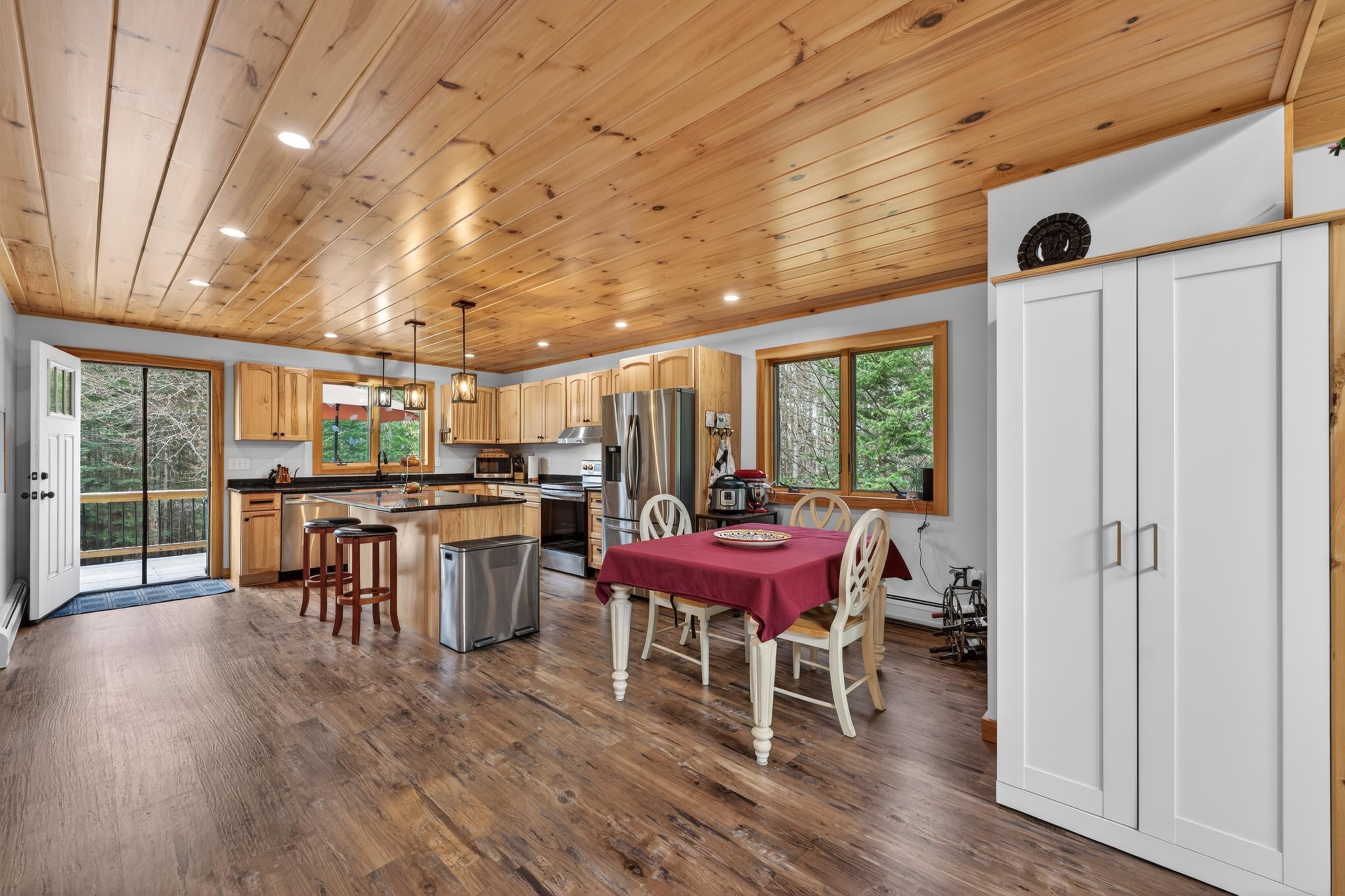 10 Mount Lafayette Way Bethlehem, NH 03574 - Photo 8 of 59