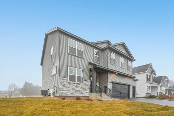 $550,000 | 9798 47th Street Northeast, St. Michael, MN 55376