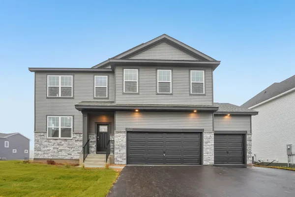 $550,000 | 9798 47th Street Northeast, St. Michael, MN 55376